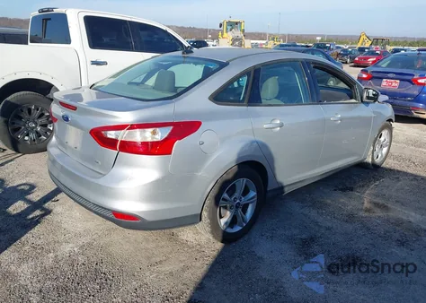 2014 Ford Focus Se z USA, uszkodzony, nr VIN 1FADP3F26EL374521